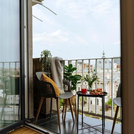 Sunny 2Br Flat - Top Location - Amazing Balcony Bucarest Exterior foto