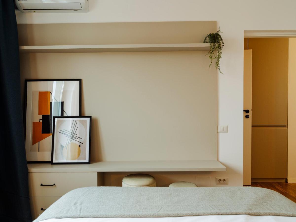 Sunny 2Br Flat - Top Location - Amazing Balcony Bucarest Exterior foto