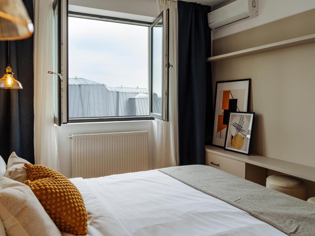 Sunny 2Br Flat - Top Location - Amazing Balcony Bucarest Exterior foto